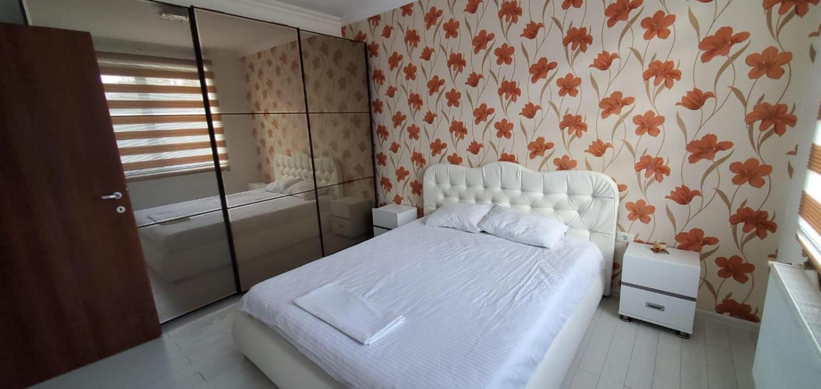 Beach Vibe Apartments Solid Residence Mamaia Exterior photo